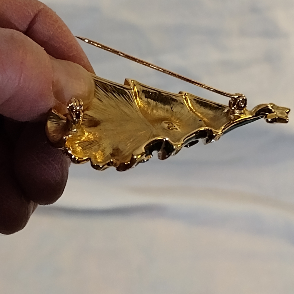 The Franklin Mint Green and Gold Christmas Tree Brooch - Picture 5 of 6